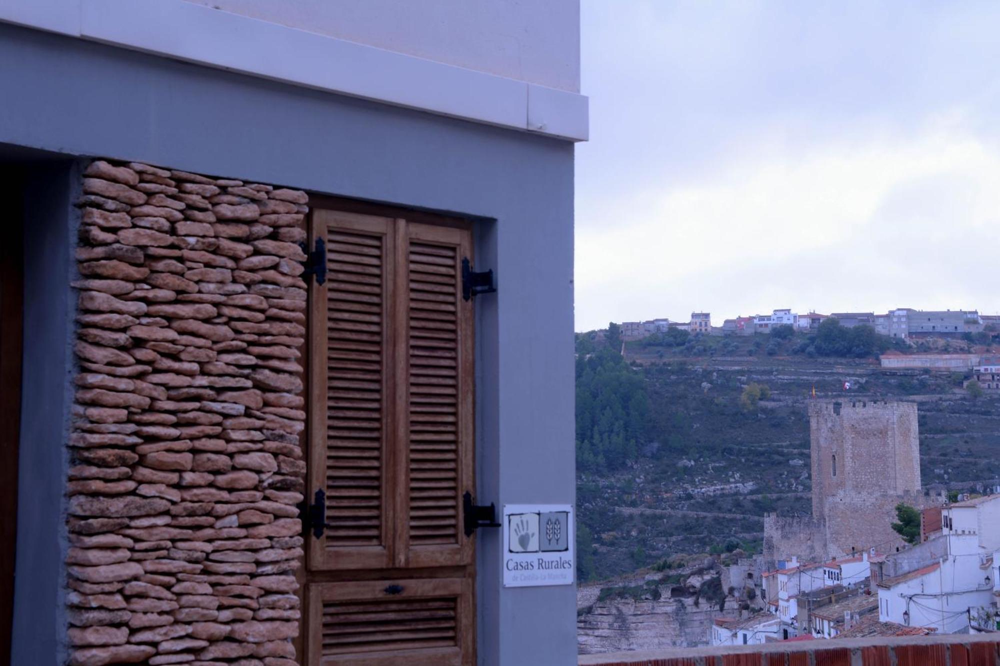 Casas Colgadas Alcala Del Jucar Buitenkant foto
